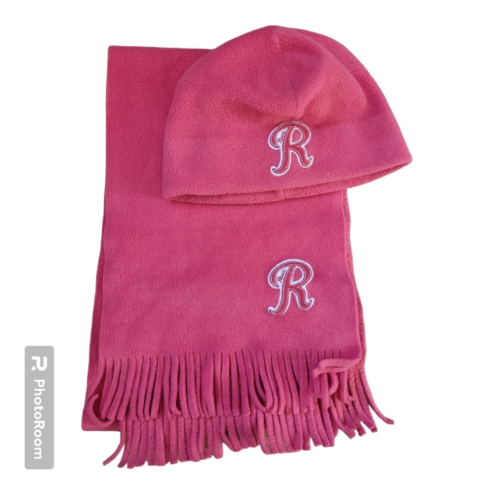 ROOTS Set Fleece Scarf & Touque - Picture 2 of 3